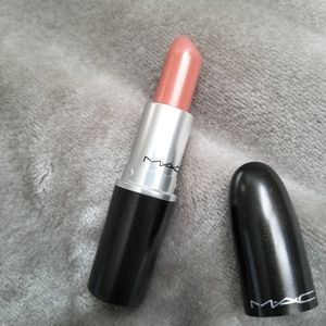 Velvet Teddy MAC Lipstick